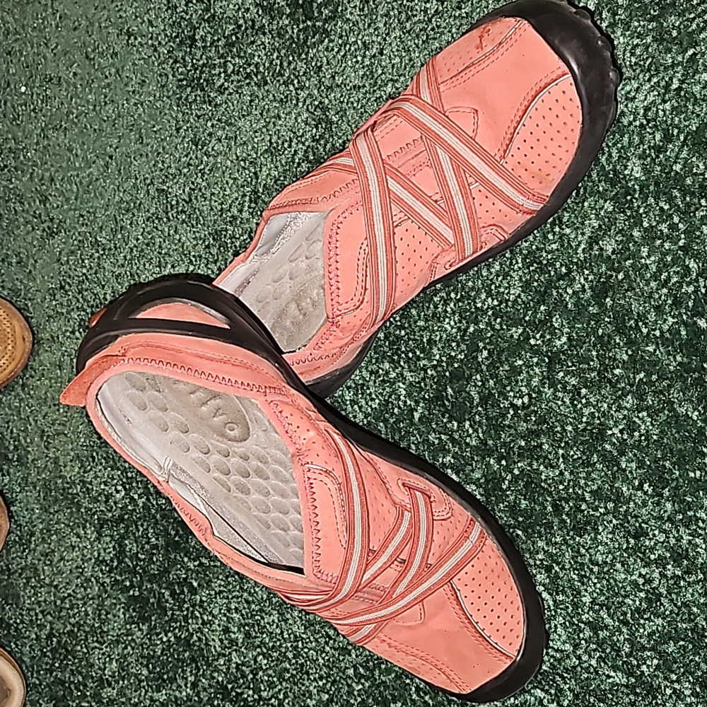 PRIVO slip-on shoe
